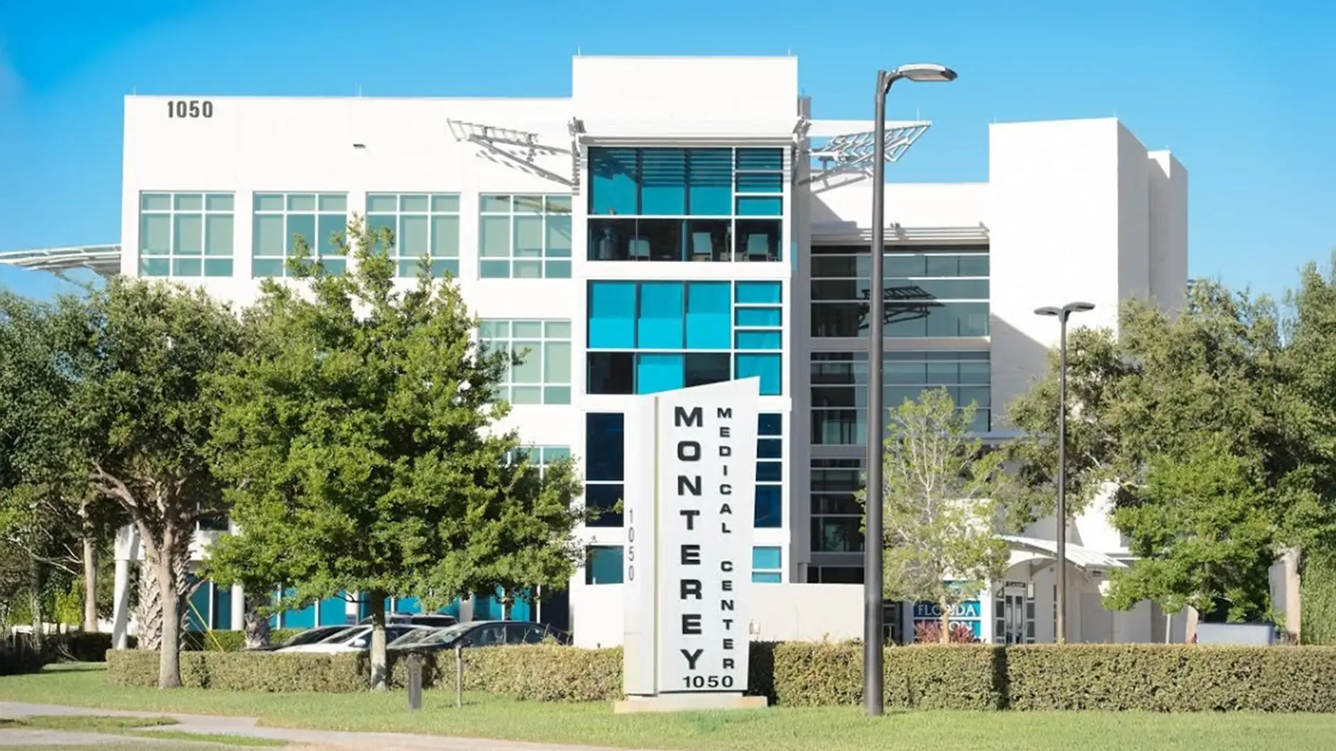 Monterey Medical Center outside side view image
