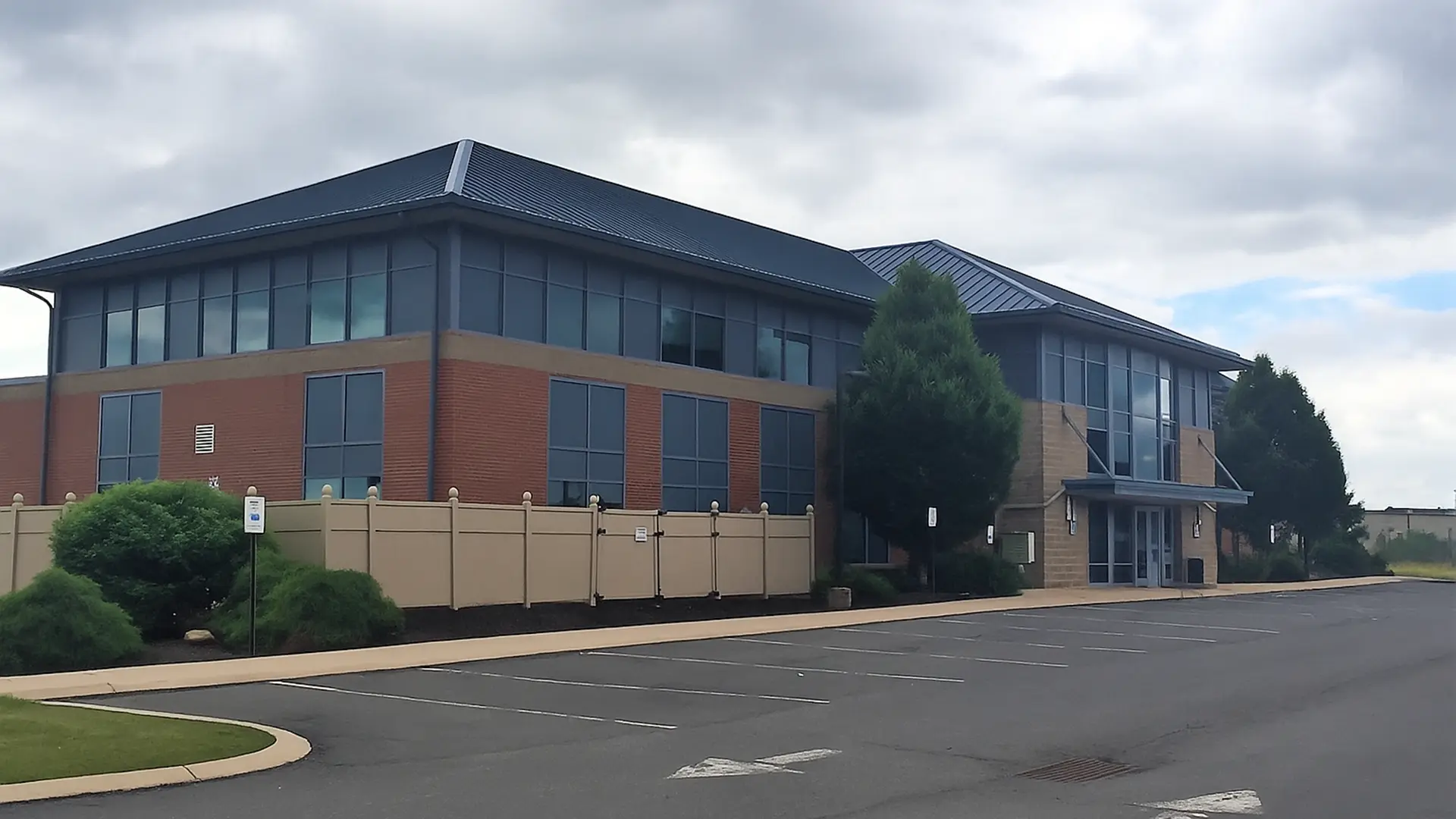 Geisinger Medical Center parking lot view of building image